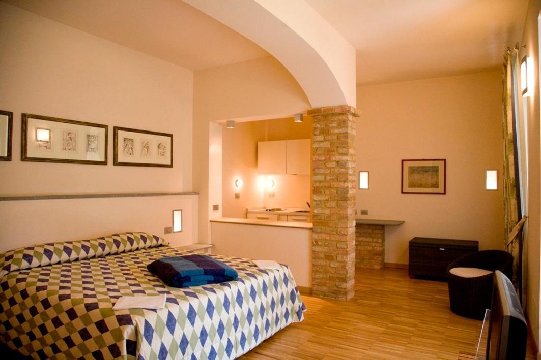 Locanda Dell'Arte Solonghello Bagian luar foto