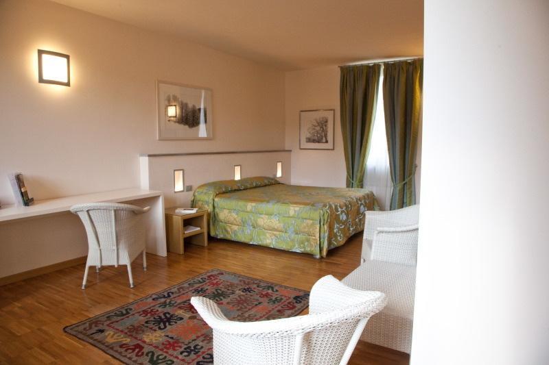 Locanda Dell'Arte Solonghello Bagian luar foto